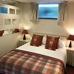 Undercliff Gasthof Trinity