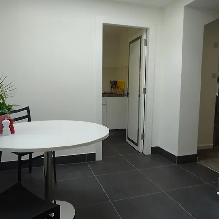 Undercliff Guest house 4*