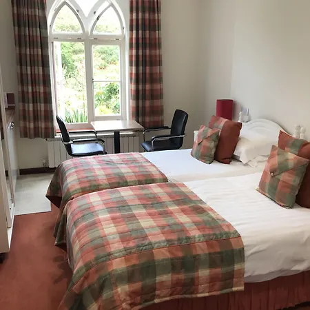 Undercliff Πανσιόν Trinity