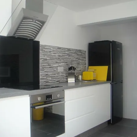 Undercliff 4* Trinity