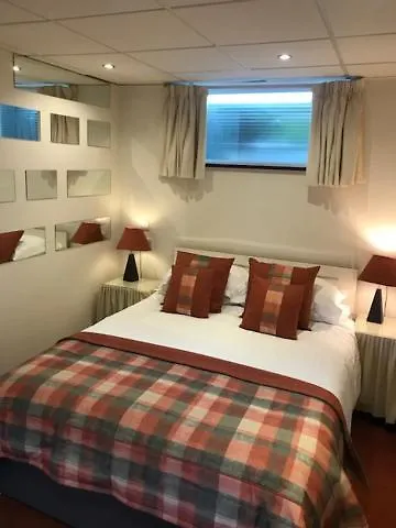 Undercliff Gasthof Trinity