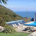 Πανσιόν Undercliff Trinity