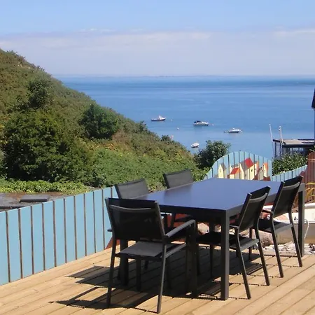 בית הארחה Undercliff Trinity