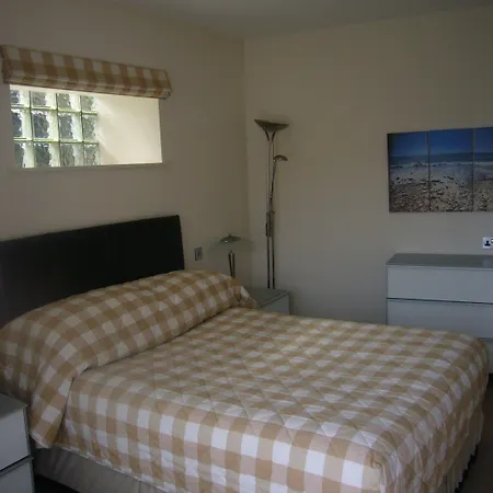 בית הארחה Undercliff