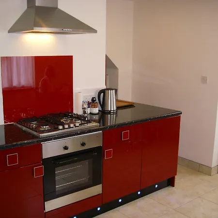 בית הארחה Undercliff 4*