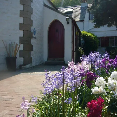 Undercliff 4* Trinity